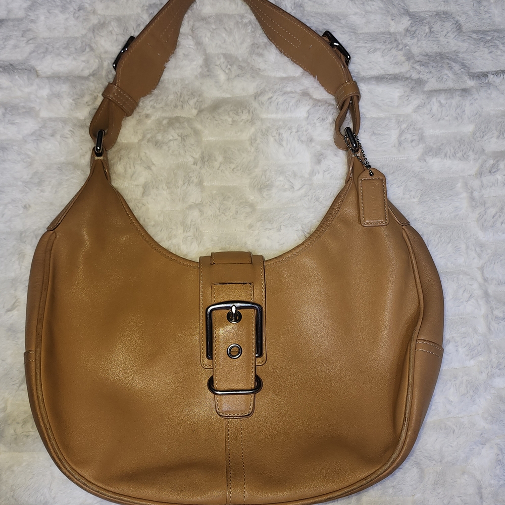 Coach Hampton - image 1